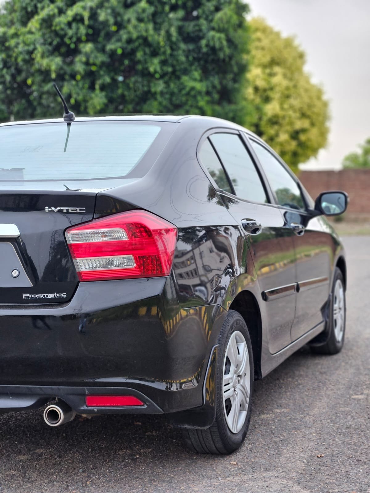 
								Honda City 1.3 i-VTEC full									