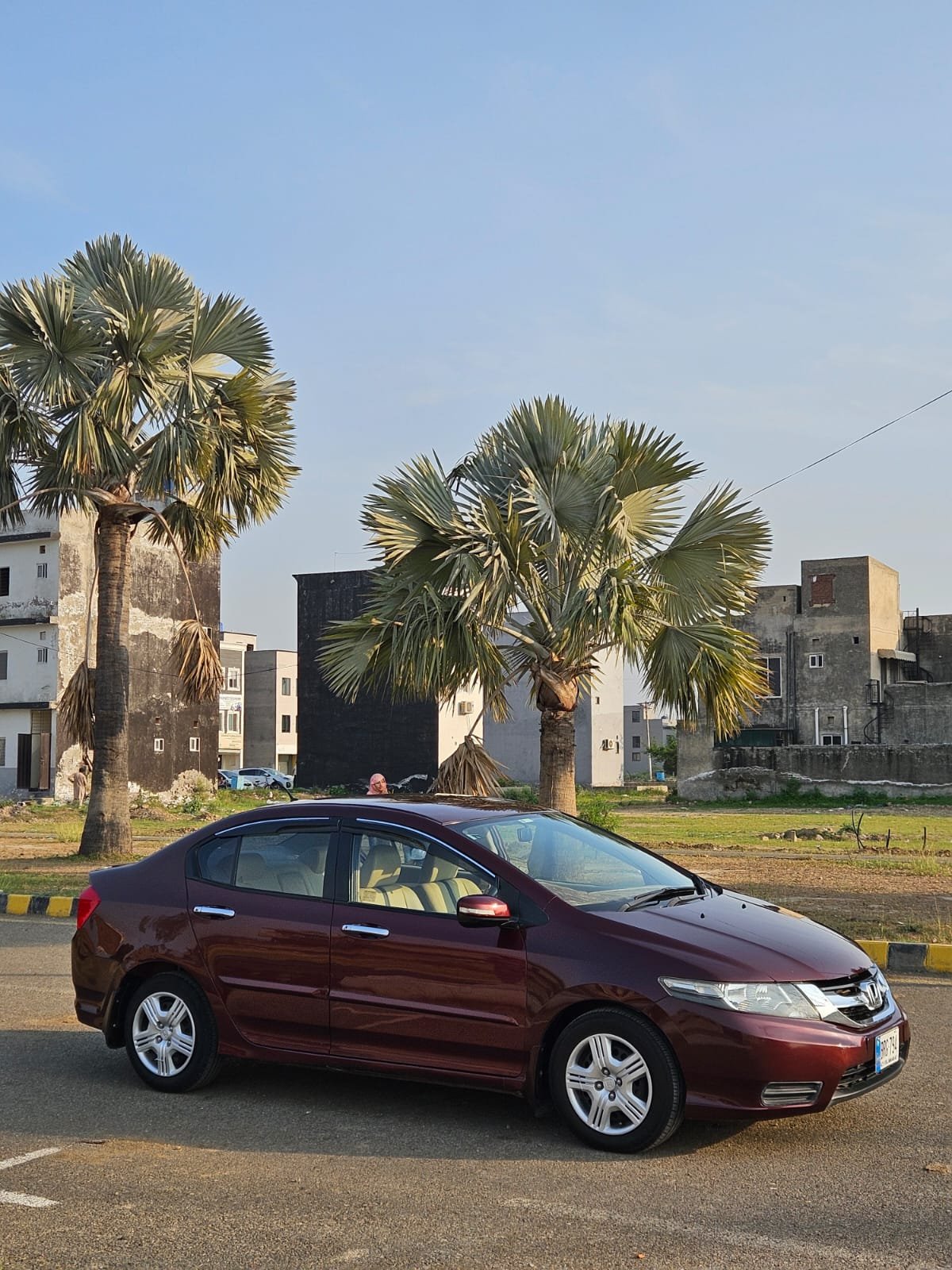 
								Honda City 1.3 i-VTEC full									